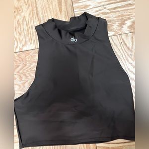 Alo airlift fuse bra tank
Limited: Espresso
Size: L
Worn: once